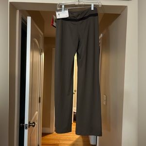 NWT Nike Perfect Fit Glared leggings